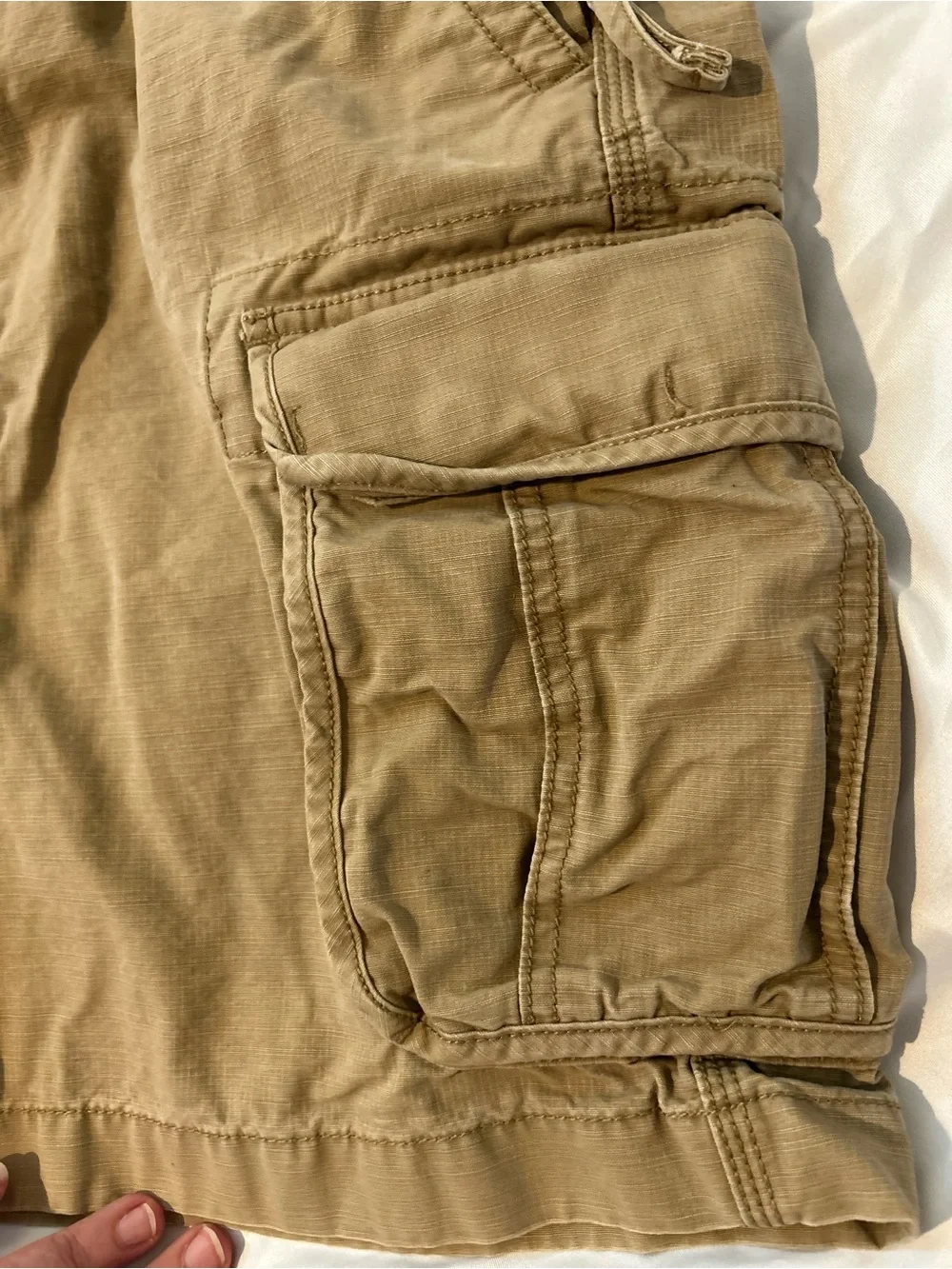 L.L.Bean Natural Fit Khaki Cargo Shorts Men’s 36W Tan Outdoor Utility